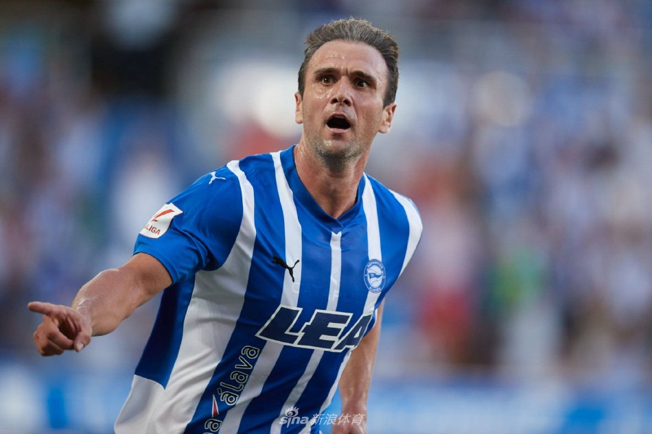 传球速度不 传球速度不