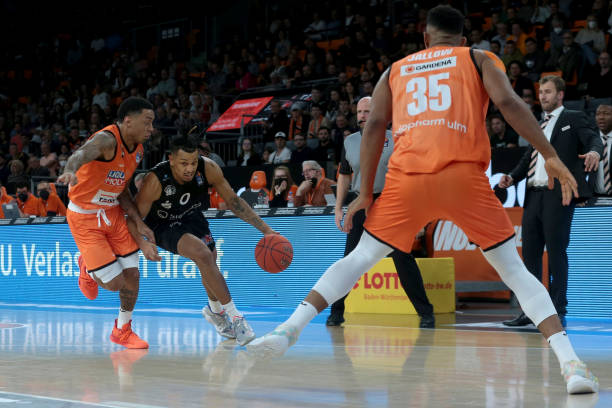 博格巴在中 博格巴在中